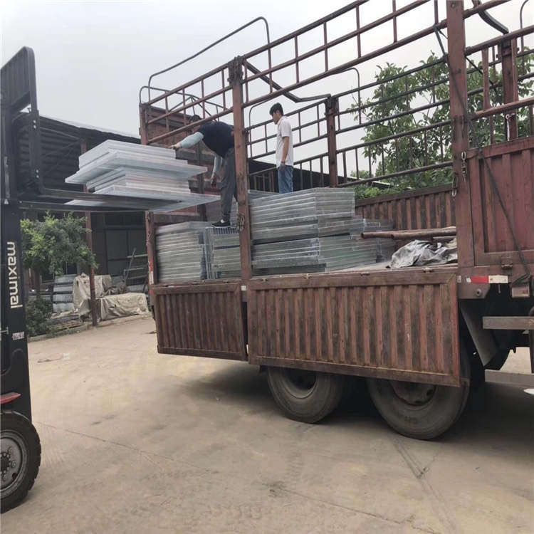 熱鍍鋅鋼格板平臺規(guī)格 熱鍍鋅鋼格板平臺規(guī)格