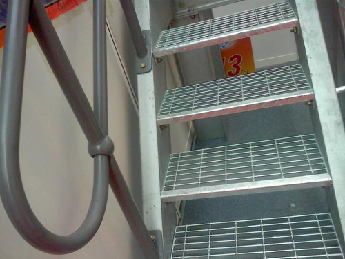 樓梯踏步板 樓梯踏步板